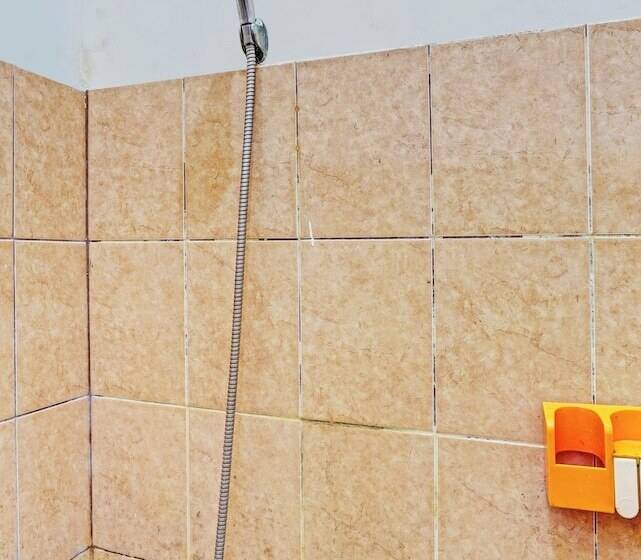 هتل Oyo 90415 Havana Orange Guest House