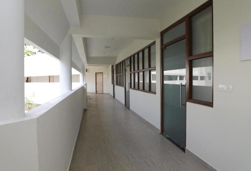 ホテル Sri Kamala Nivas