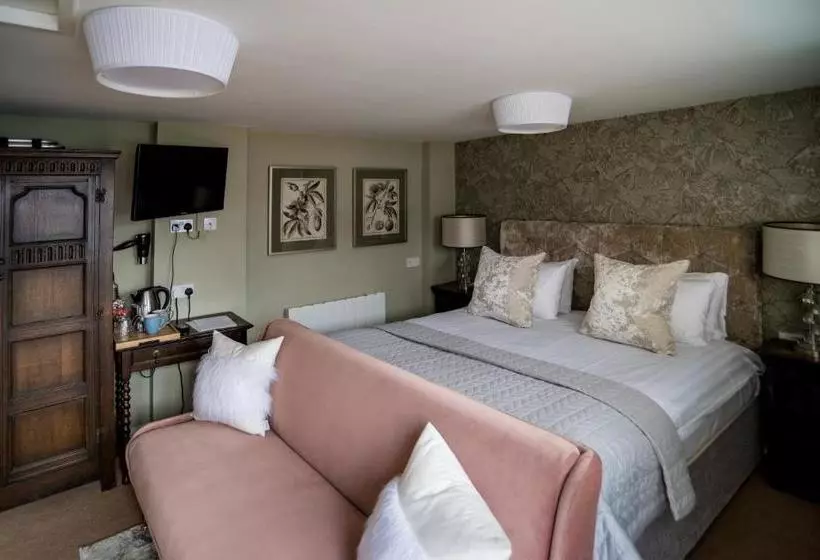 هتل The Brewers Inn