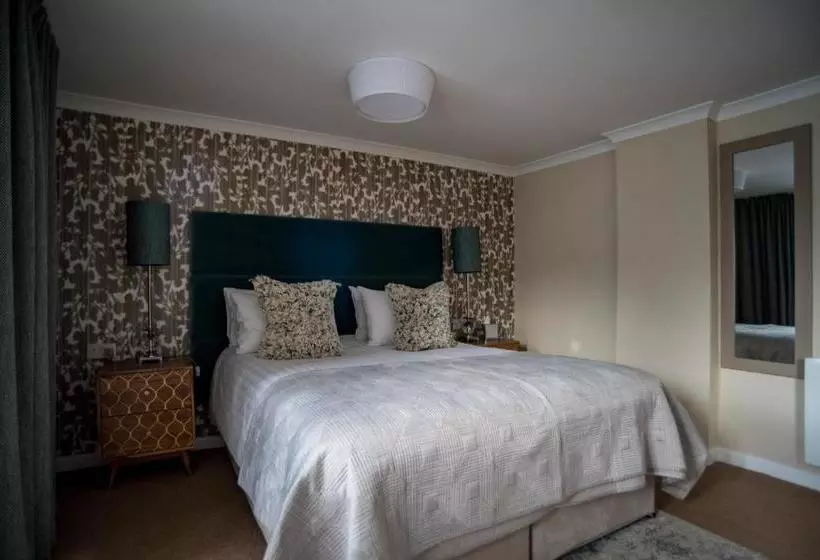هتل The Brewers Inn