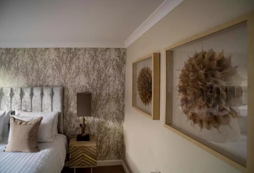 هتل The Brewers Inn