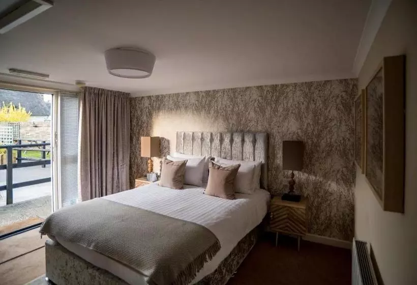 هتل The Brewers Inn
