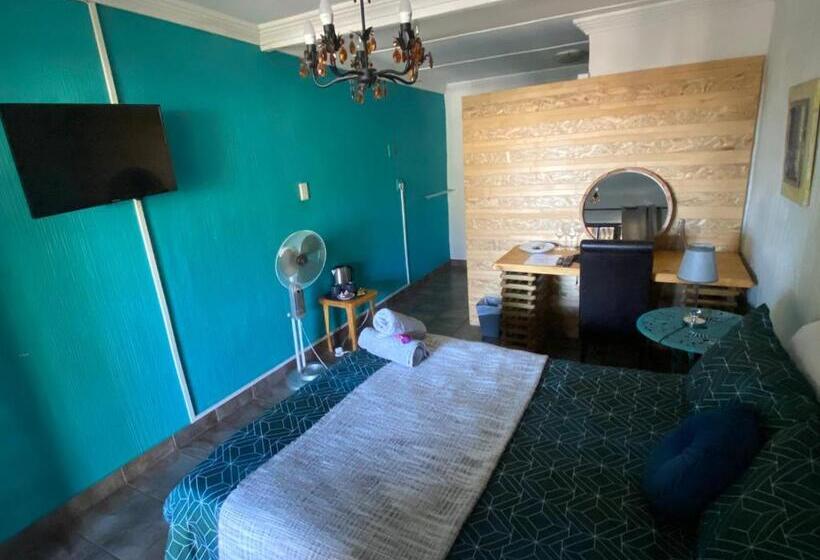 بنسيون Karoozin Village