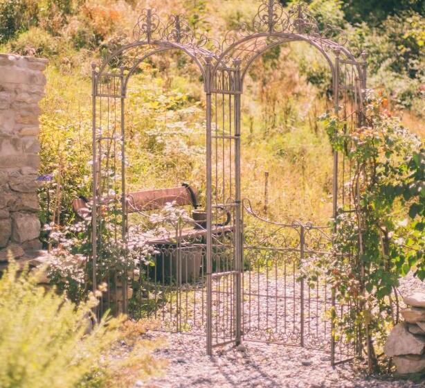 بنسيون Nefer, Haus