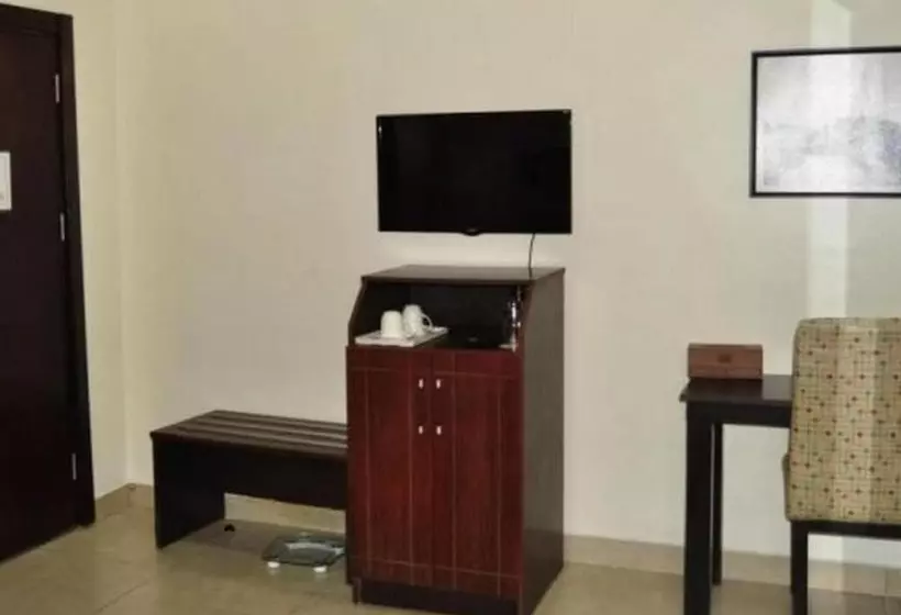 پانسیون Room In Lodge   De Brass Suites