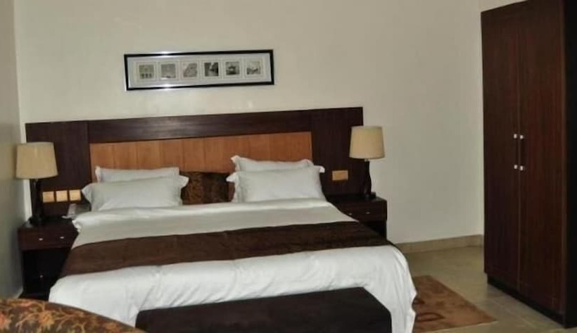 پانسیون Room In Lodge De Brass Suites