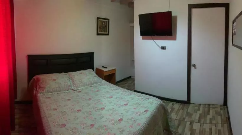 ペンション Hostal Don Jose