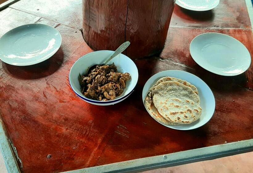 Pensionat Kande Gedara Resort