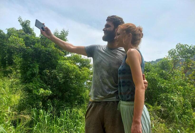 Pensionat Kande Gedara Resort