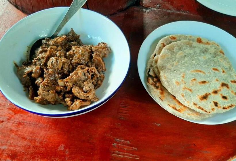 Pensionat Kande Gedara Resort