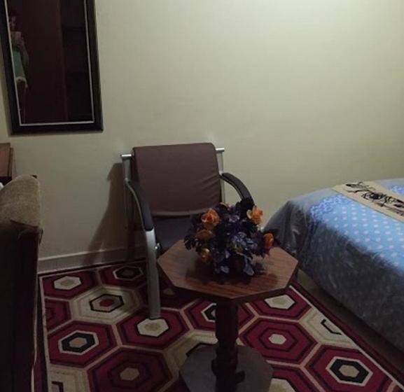 پانسیون Geneza Executive