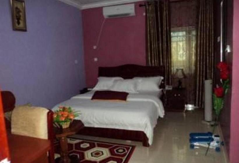 پانسیون Geneza Executive