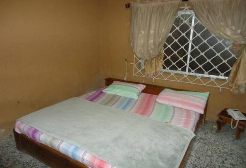 پانسیون Room In Lodge Royal Park Hotel Suite Asaba