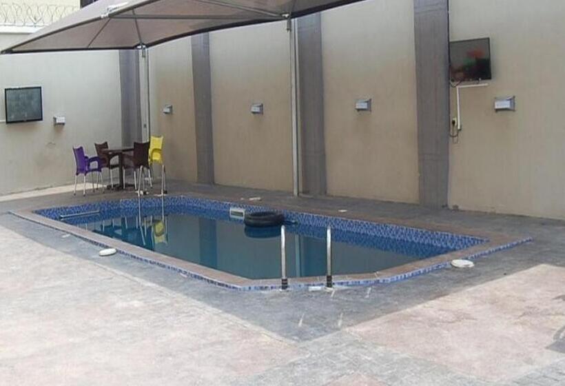 پانسیون Room In Lodge Royal Park Hotel Suite Asaba