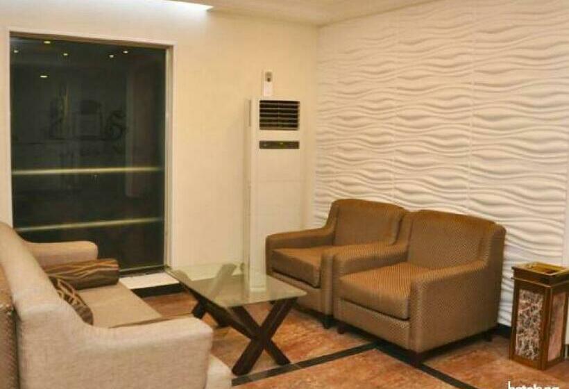 پانسیون Room In Lodge De Brass Suites