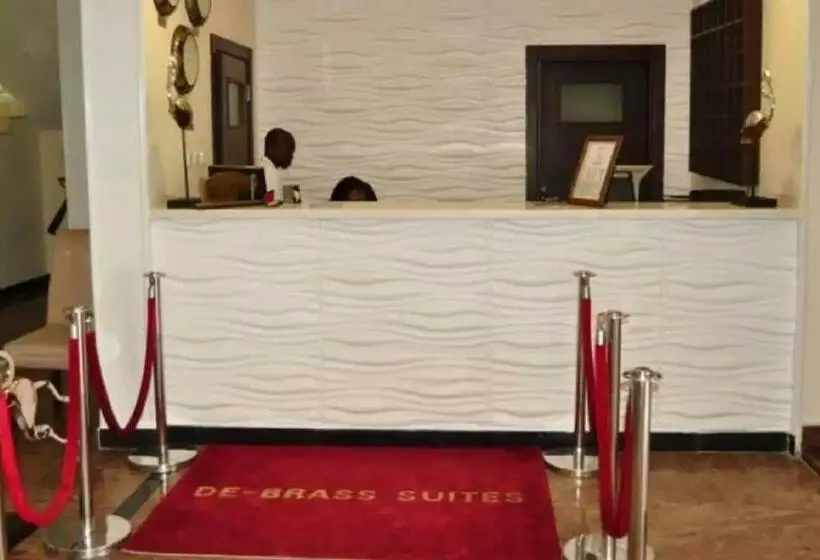 پانسیون Room In Lodge   De Brass Suites