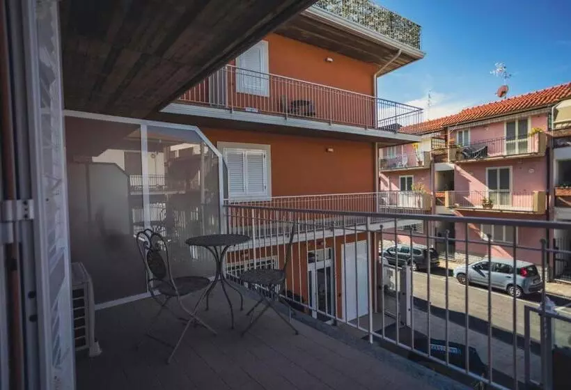 Aamiaismajoitus (B&B) Oasi Perla Del Mare Rooms