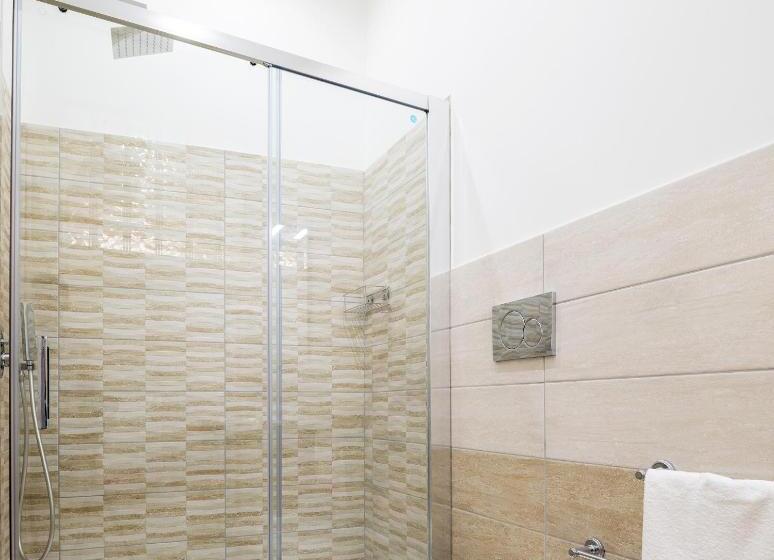 민박 Eloro Guest Houses