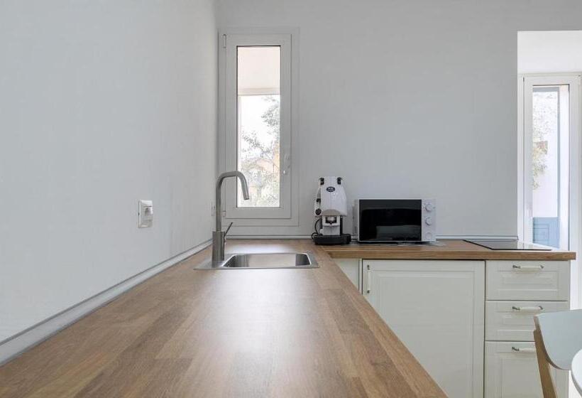 민박 Eloro Guest Houses