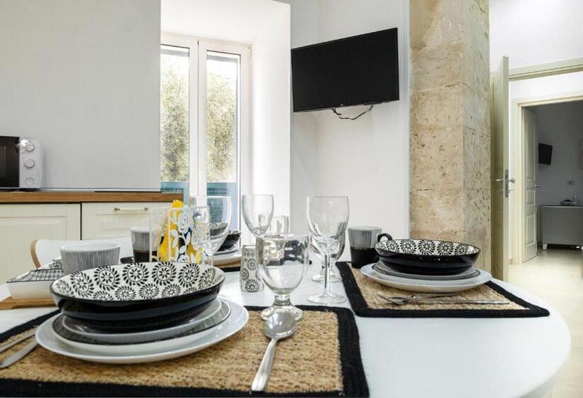 민박 Eloro Guest Houses