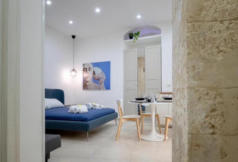 민박 Eloro Guest Houses