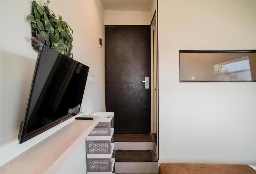 בית מלון כפרי Koolkost Syariah Near Jalan Pajajaran Bogor