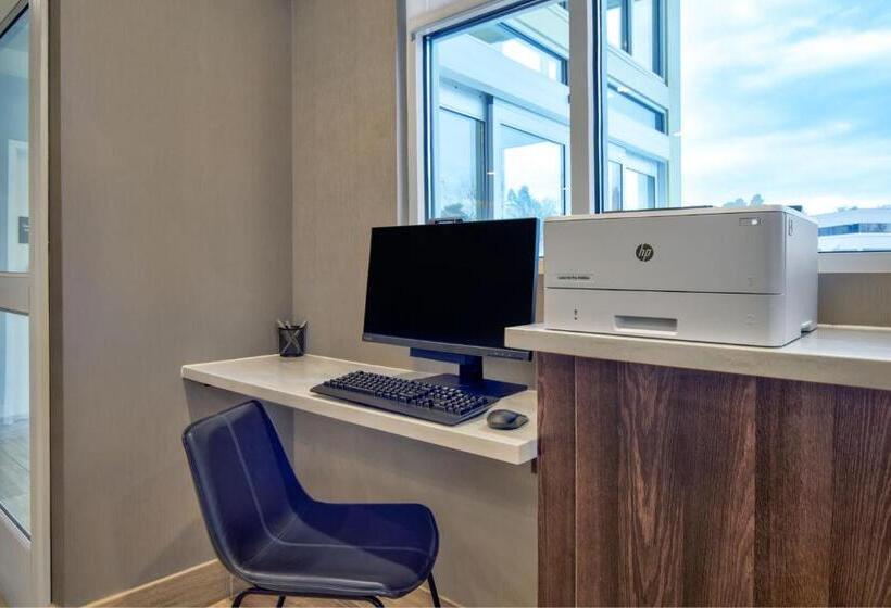 فندق Residence Inn By Marriott Reading