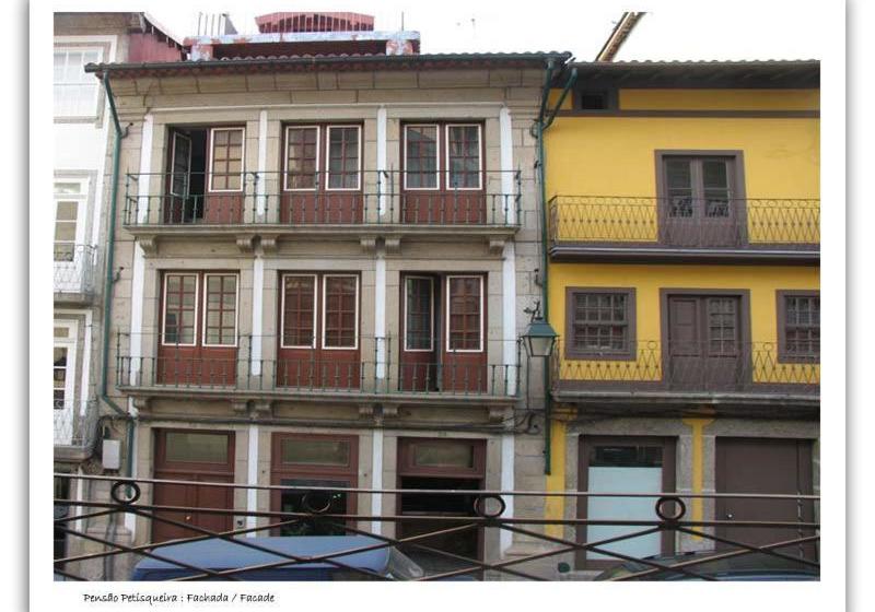 پانسیون Residencial Das Trinas 2