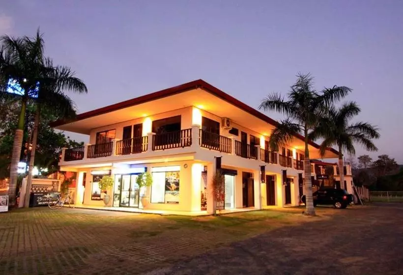 Hotelli Blue Palm
