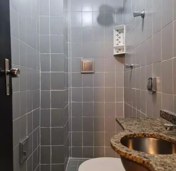 Hotelli Montana Aeroporto