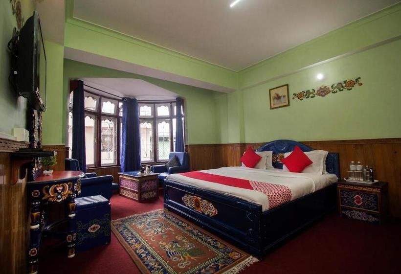 ホテル Oyo 80046 Flagship  Snow Lion