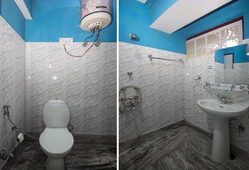 ホテル Oyo 80046 Flagship  Snow Lion