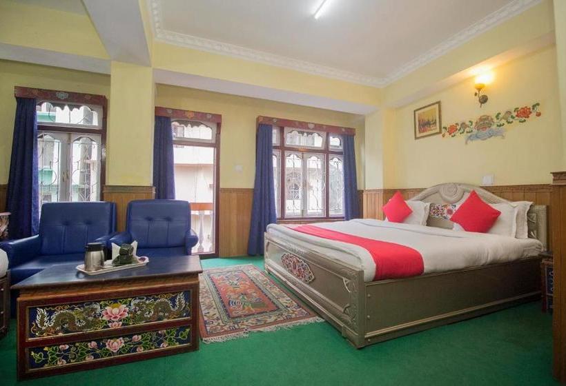 ホテル Oyo 80046 Flagship  Snow Lion