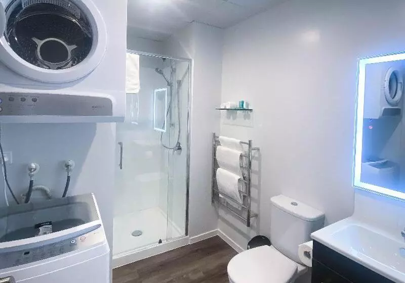 هتل Ramada By Wyndham Wellington Taranaki Street