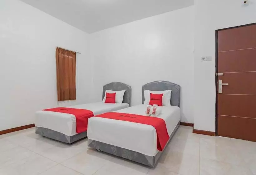 Hotelli Reddoorz At Vall Guest House Balikpapan