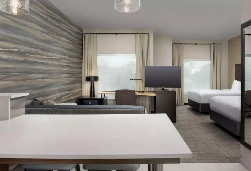 Hotelli Residence Inn Doral Mall Area