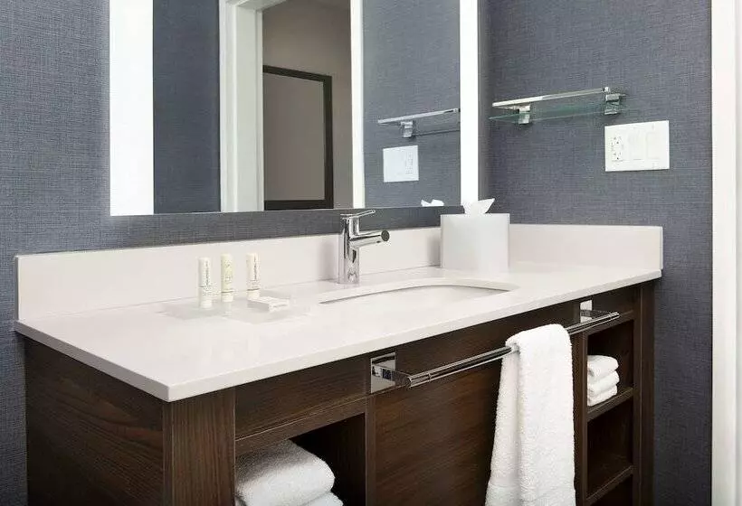 Hotelli Residence Inn Doral Mall Area