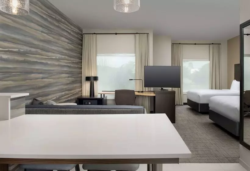 Hotelli Residence Inn Doral Mall Area