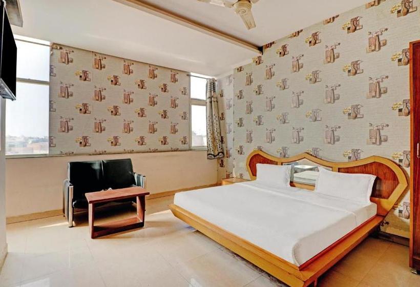 Pensão Oyo 79960 Aman Homes