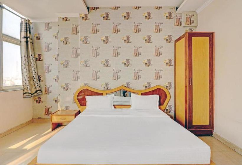 ペンション Oyo 79960 Aman Homes