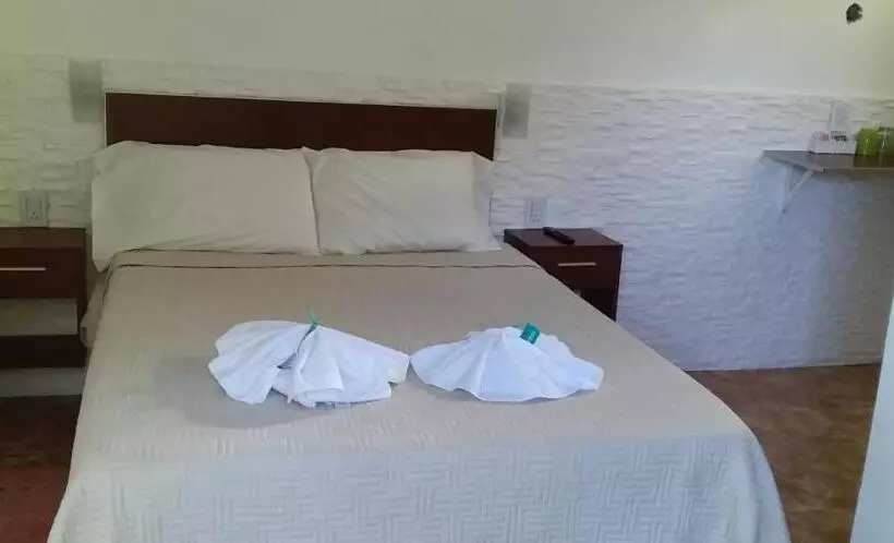 Retkeilymaja Posada Inguz