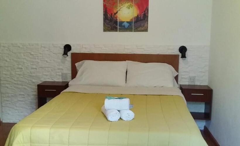 Hostel Posada Inguz