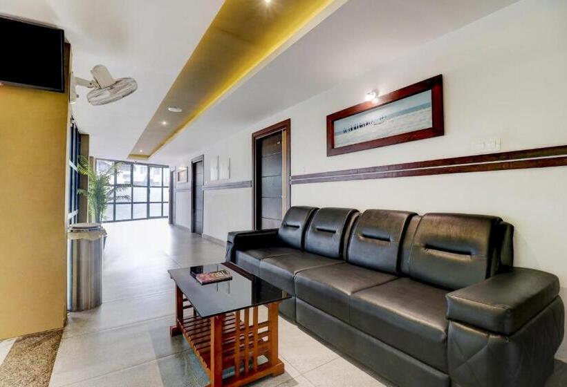 בית מלון כפרי Townhouse Oak Central Suits