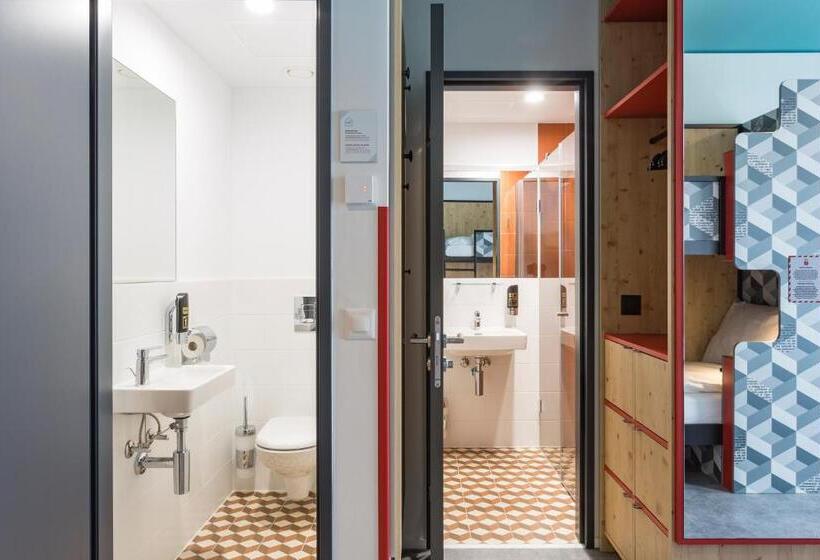 Meininger Hotel Zürich Greencity