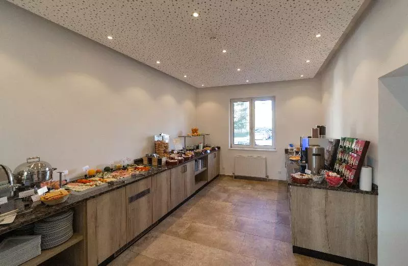 ホテル Arion Airport