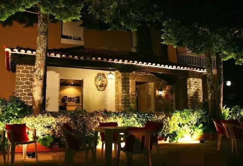 Отель Corredoura Garden