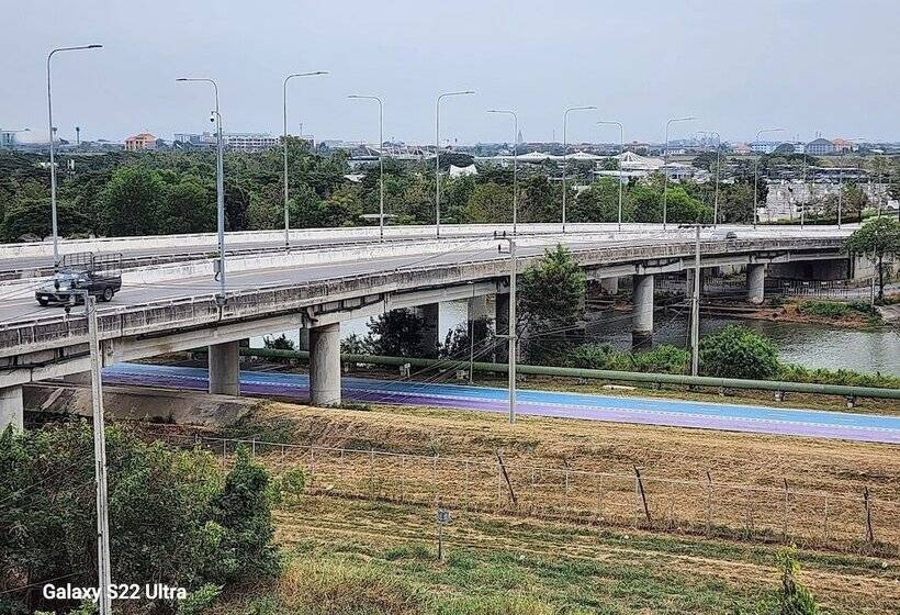هتل The Great Residence Suvarnabhumi Airport