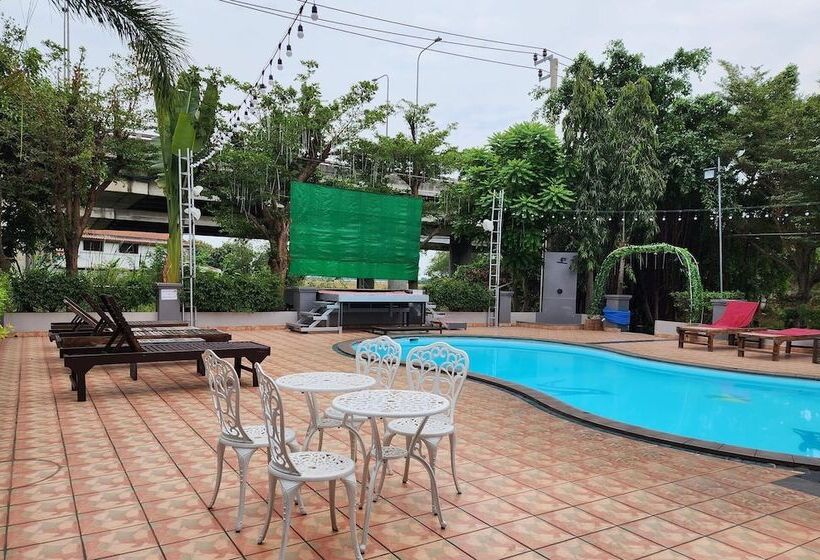 هتل The Great Residence Suvarnabhumi Airport