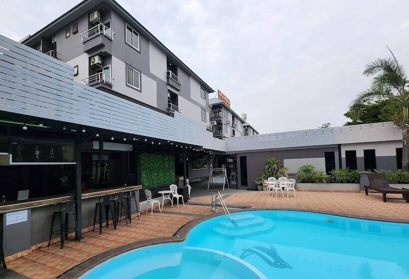 هتل The Great Residence Suvarnabhumi Airport