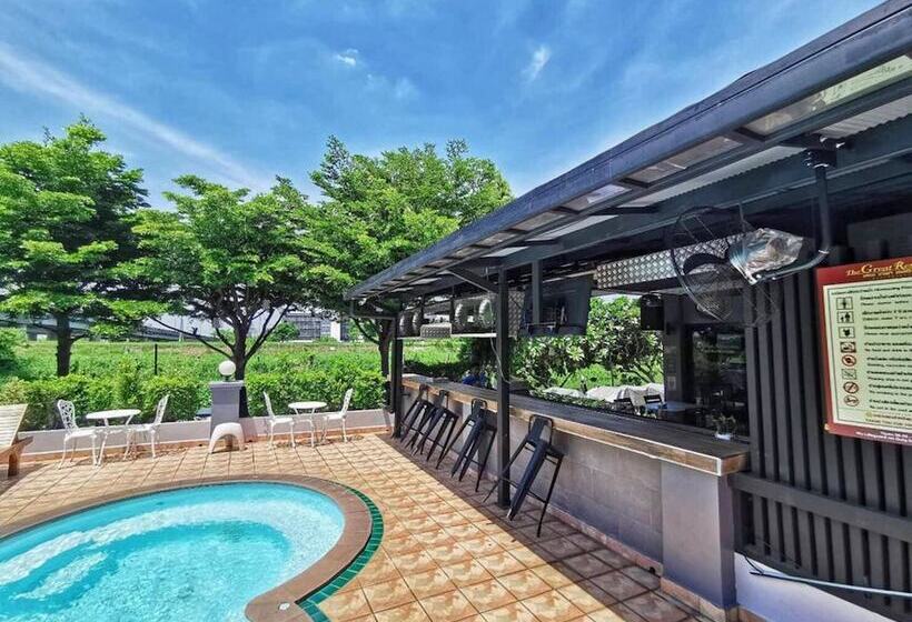 هتل The Great Residence Suvarnabhumi Airport